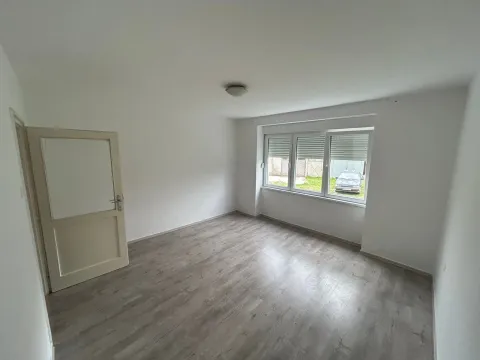 Prodaja, dvosoban stan, 65m², Centar, Nikšić - image 6