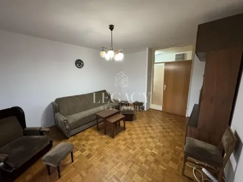 Izdavanje, četvorosoban stan, 89m², Petlovo Brdo, Beograd - image 5