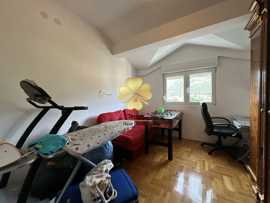 Sale, three bedroom apartment, 140m², Tološi, Podgorica