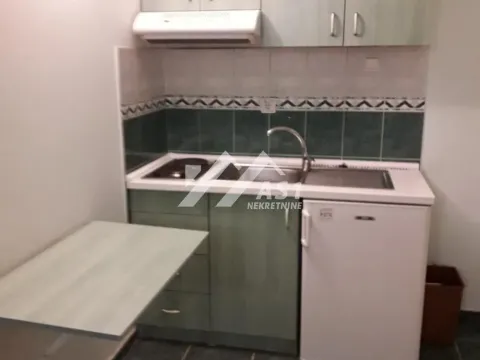 Izdavanje, jednosoban stan, 32m², Centar, Novi Sad - image 3