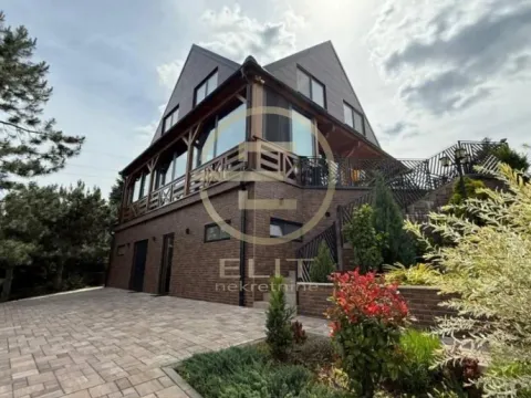 Prodaja, kuća, 270m², Petrovaradin, Novi Sad - image 2