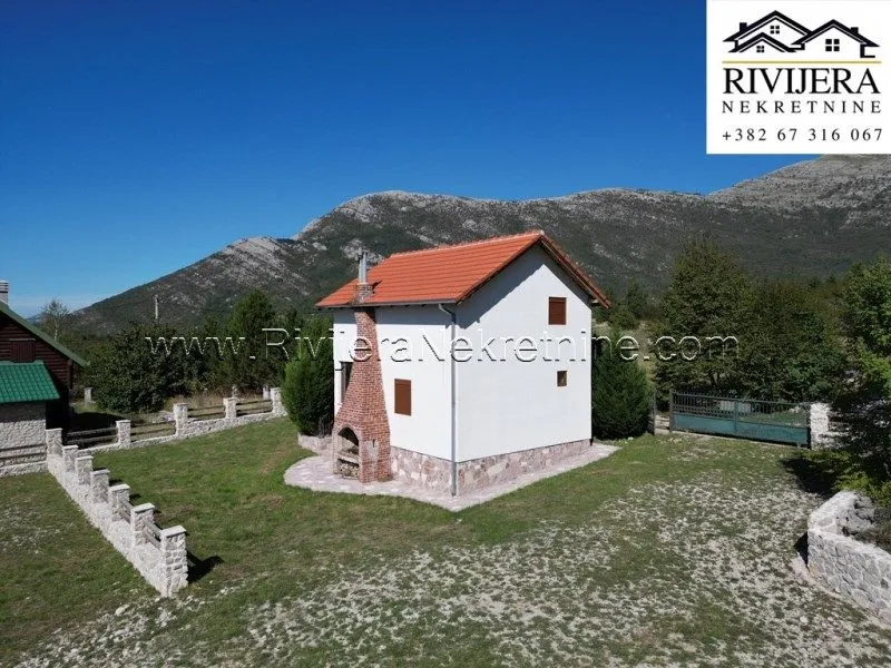 Prodaja, kuća, 189m², Herceg Novi, Crna Gora