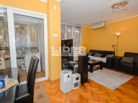 Prodaja, jednosoban stan, 54m², Stari Grad, Beograd - image 5
