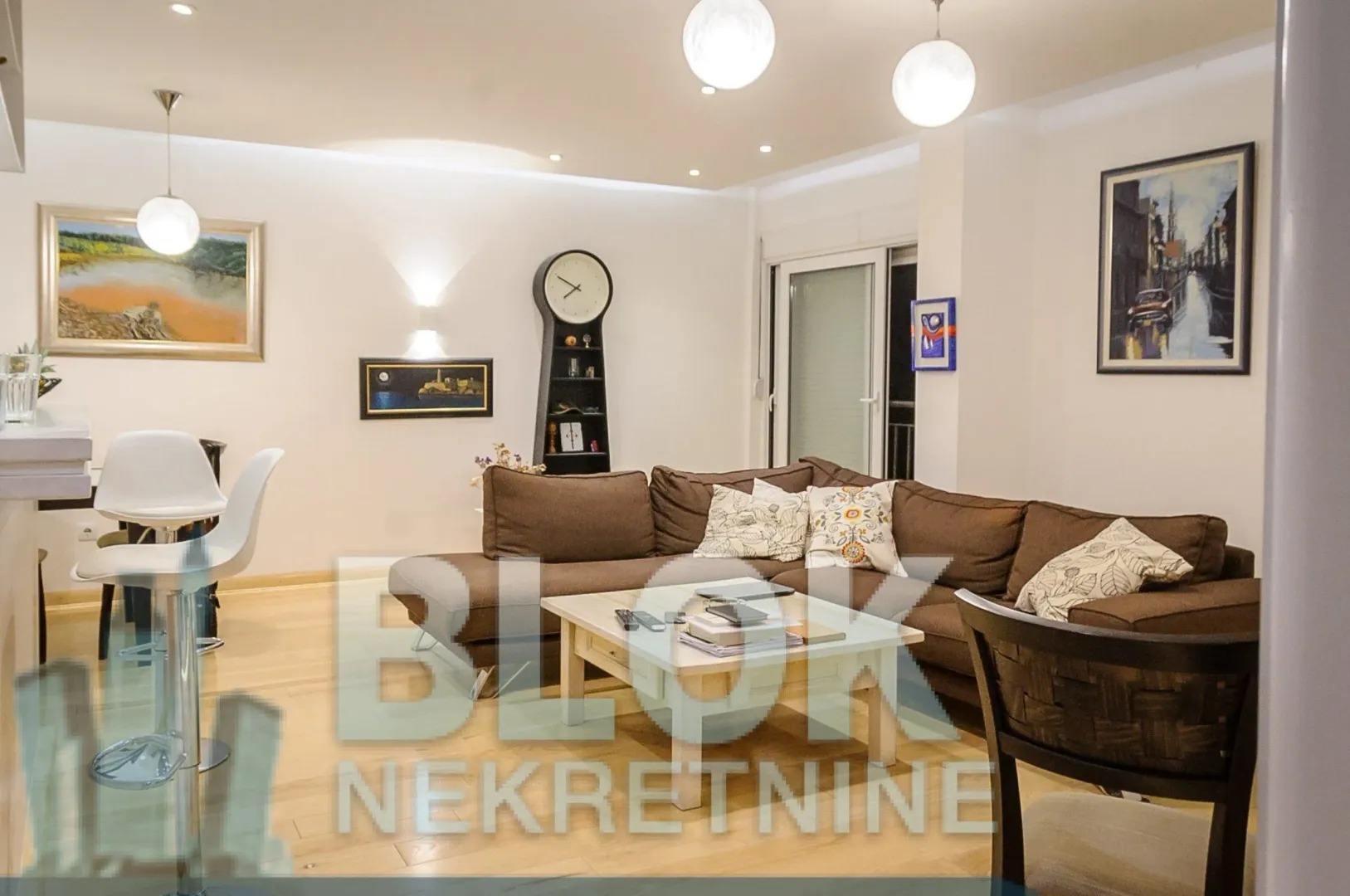 Rent, three bedroom apartment, 90m², Blok 5, Podgorica