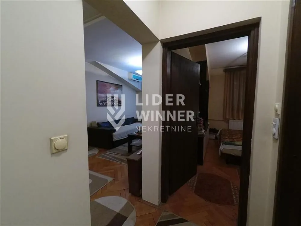 Prodaja, trosoban stan, 61m², Stari Košutnjak, Rakovica