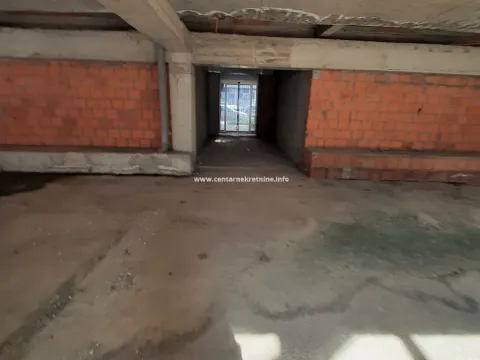 Sale, office space, 1990m², Preko Morače, Podgorica - image 3