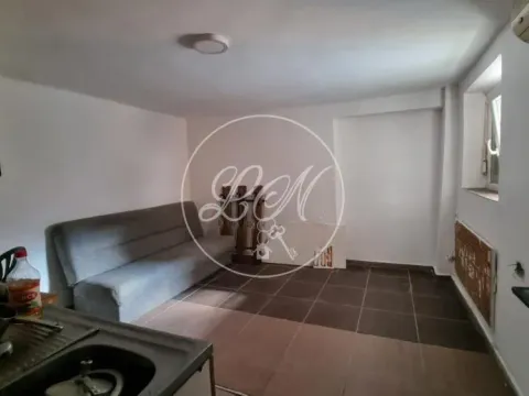 Izdavanje, kuća, 83m², Zemun Gornji Grad, Zemun Sve Podlokacije - image 3