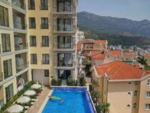 Sale, two bedroom apartment, 83m², Bečići, Budva - image 2