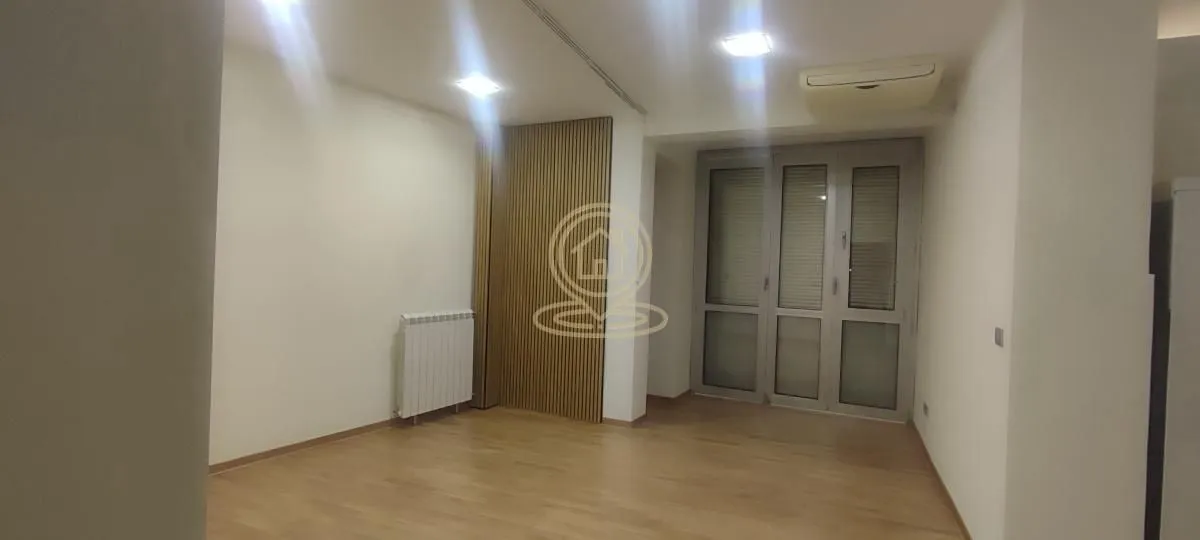 Rent, office space, 80m², Stari Grad, Beograd