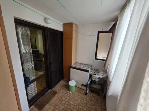 Izdavanje, stan, 54m², Cetinje, Crna Gora - image 3