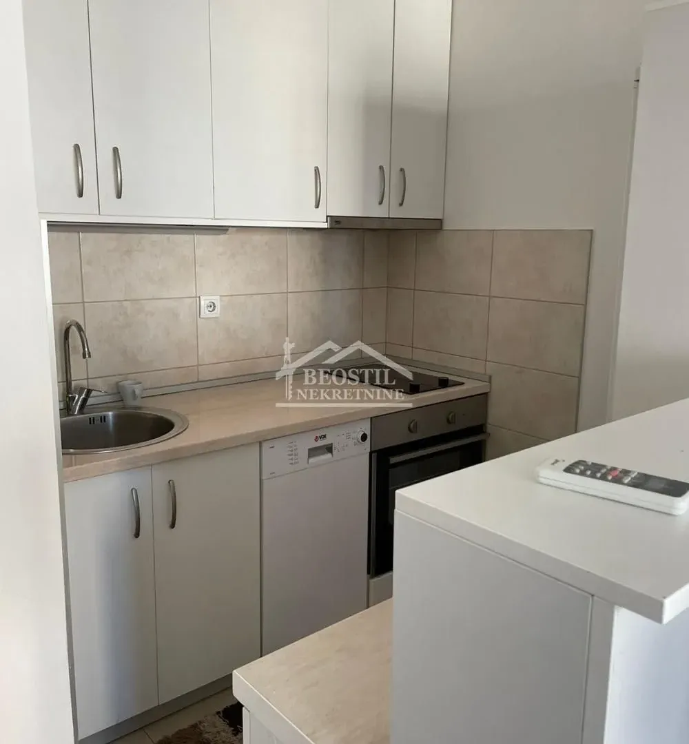 Rent, two bedroom apartment, 41m², Novi Beograd Blok 1 Fontana, Novi Beograd Sve Podlokacije
