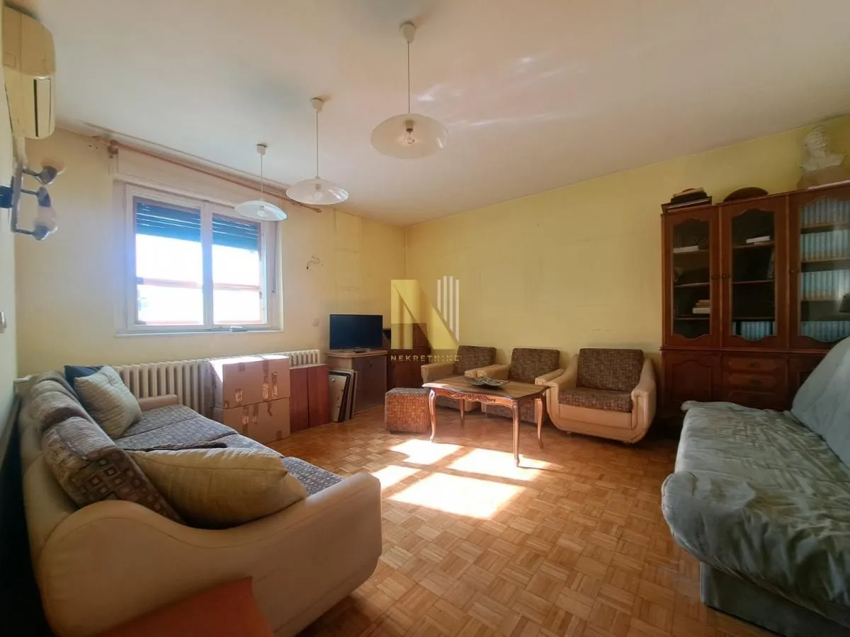 Prodaja, jednosoban stan, 42m², Kej, Novi Sad Sve Podlokacije