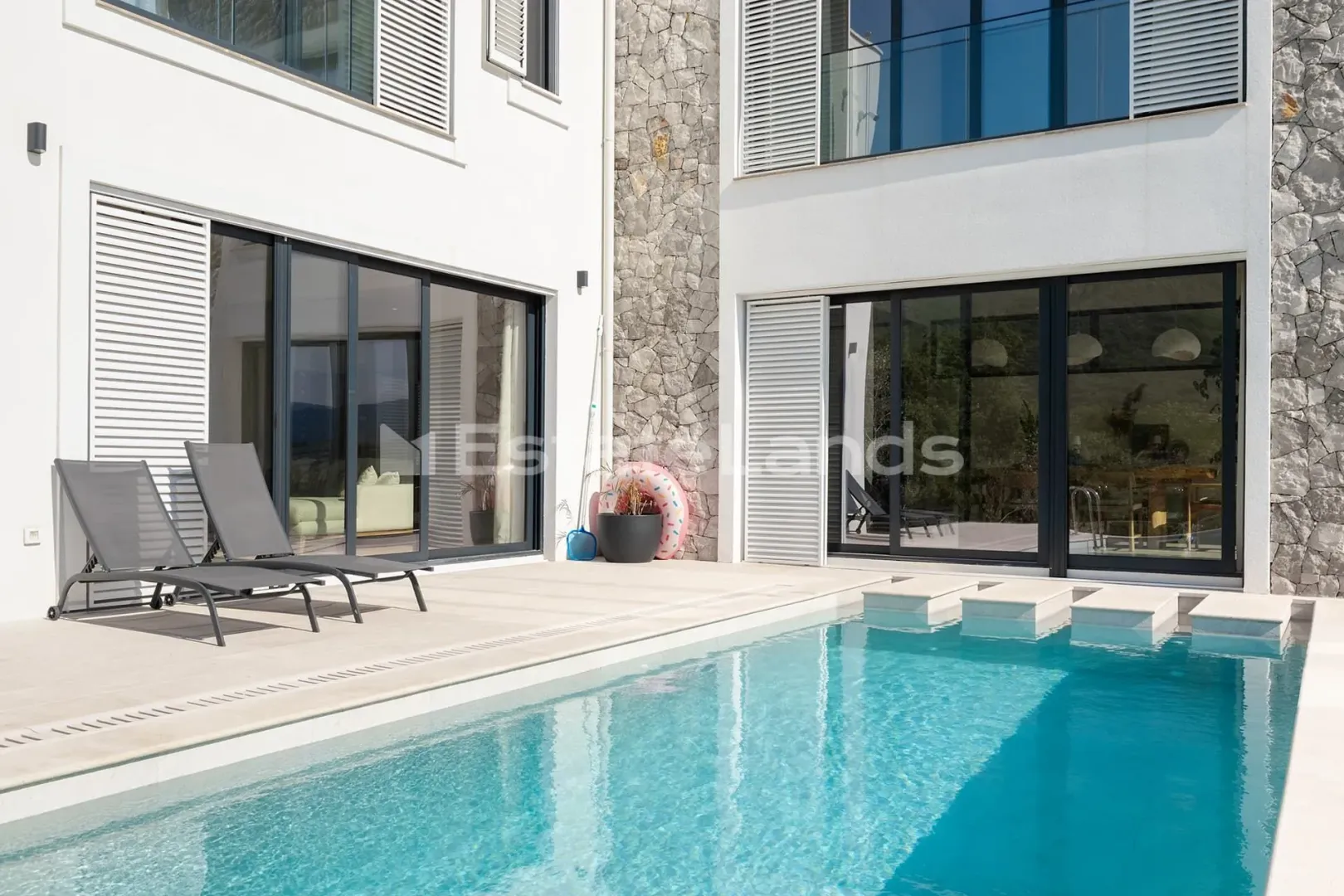 Sale, house, 220m², Krašići, Tivat