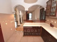 Sale, house, 370m², Zabjelo, Podgorica - image 10