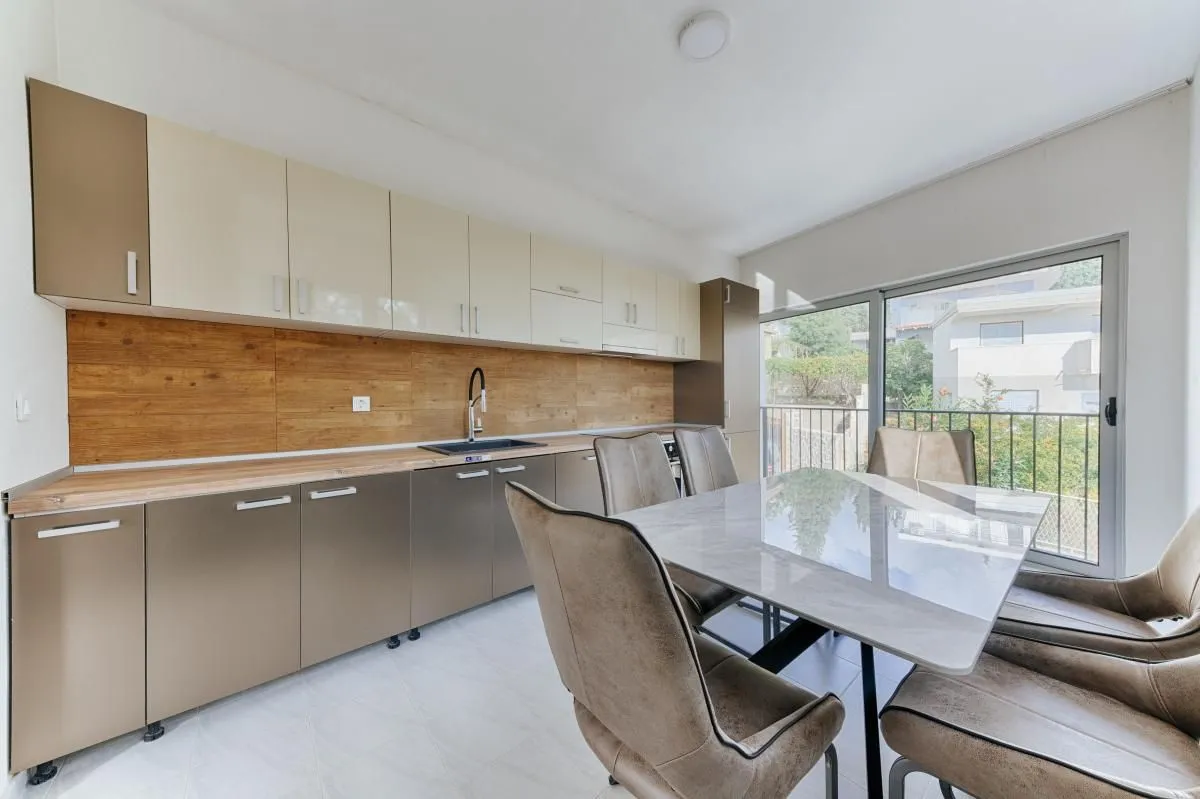 Sale, house, 250m², Utjeha, Bar
