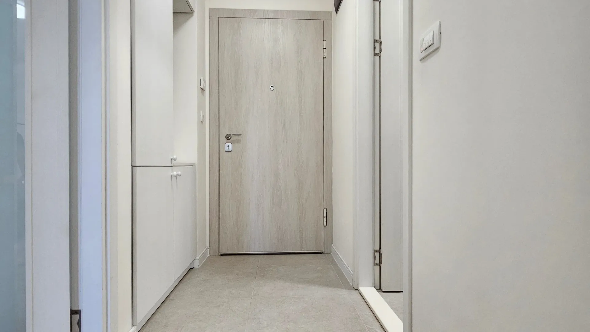 Rent, one bedroom apartment, 42m², Pobrežje, Podgorica