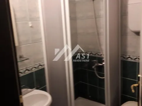 Izdavanje, stan, 25m², Centar, Novi Sad - image 4