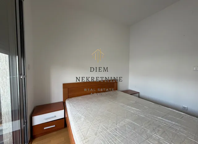 Rent, one bedroom apartment, 45m², Nova Dalmatinska, Podgorica