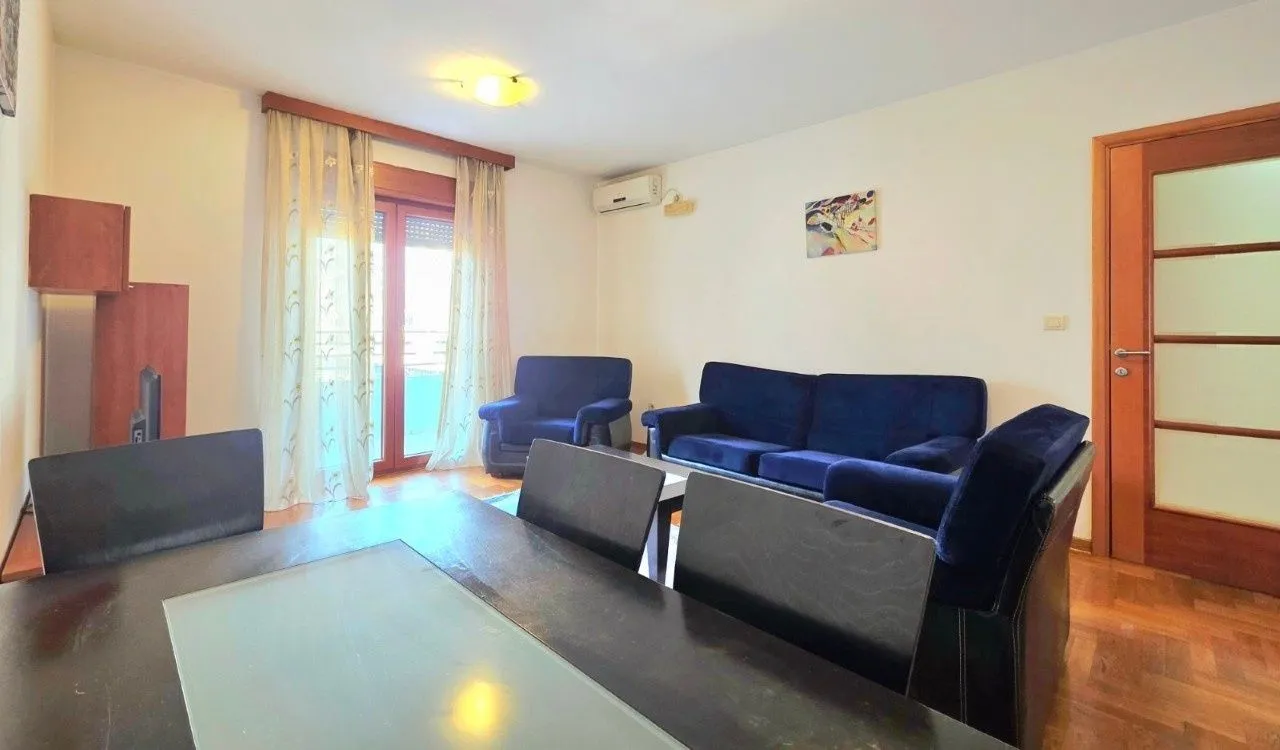 Izdavanje, jednosoban stan, 59m², Preko Morače, Podgorica