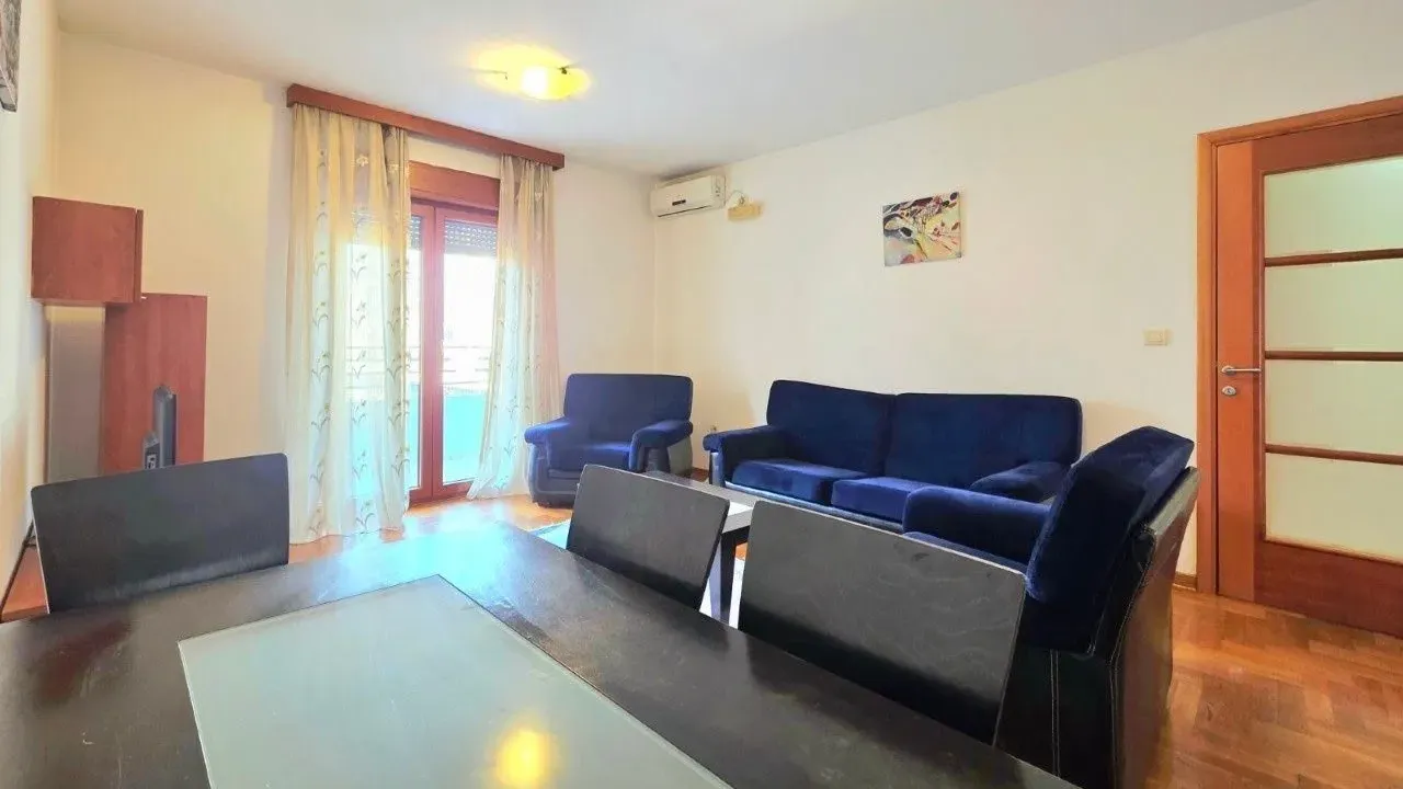 Izdavanje, jednosoban stan, 59m², Preko Morače, Podgorica