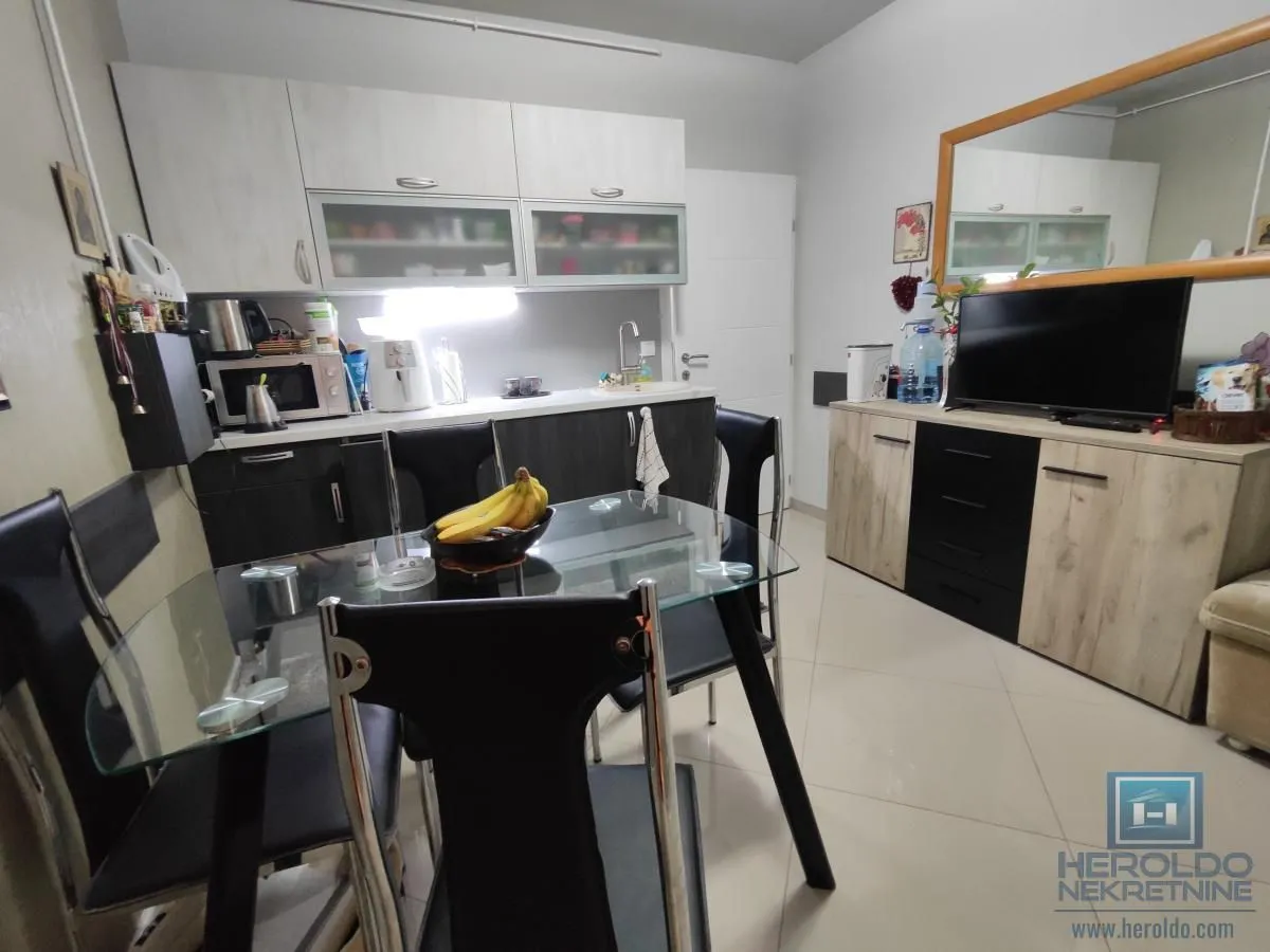 Sale, two bedroom apartment, 53m², Strelište, Jagodina