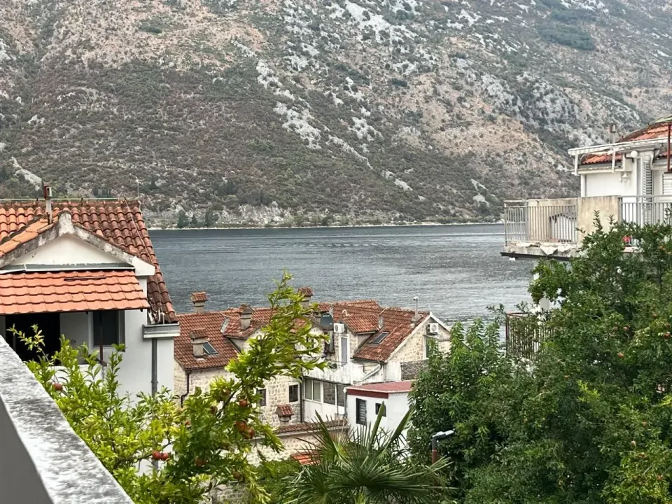 Prodaja, jednosoban stan, 39m², Stoliv, Kotor