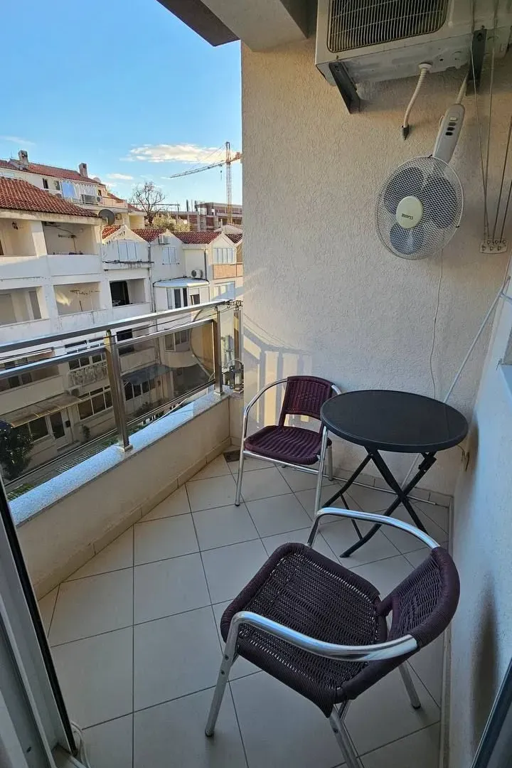 Sale, two bedroom apartment, 40m², Bečići, Budva