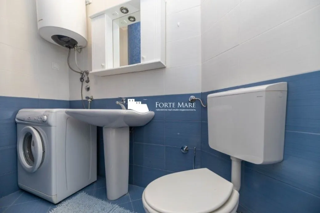 Prodaja, dvosoban stan, 65m², Đenovići, Herceg Novi