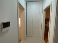 Izdavanje, jednosoban stan, 51m², Obala Đuraševića, Tivat - image 2