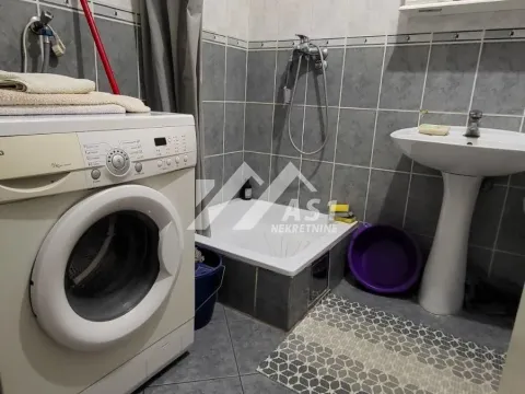 Izdavanje, stan, 25m², Grbavica, Novi Sad Sve Podlokacije - image 7
