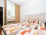 Izdavanje, dvosoban stan, 64m², City Kej, Podgorica - image 5