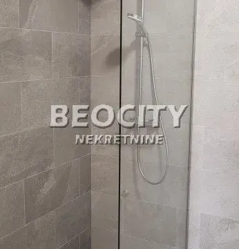 Izdavanje, poslovni prostor, 86m², Centar, Novi Sad - image 4