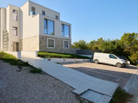 Sale, apartment, 111m², Mrčevac, Tivat - image 10