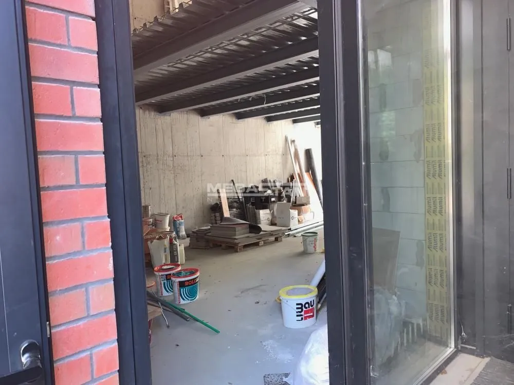 Sale, office space, 143m², Crveni Krst, Beograd