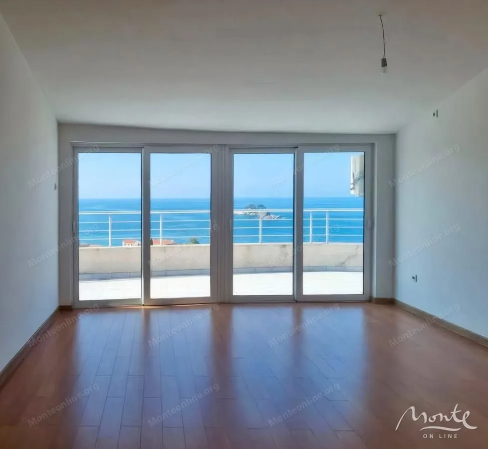 Sale, three bedroom apartment, 169m², Petrovac, Budva