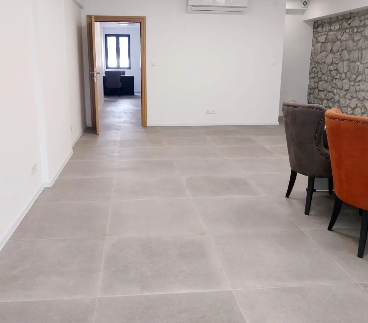 Rent, office space, 120m², Centar, Podgorica