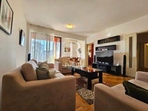 Izdavanje, trosoban stan, 90m², Preko Morače, Podgorica - image 4