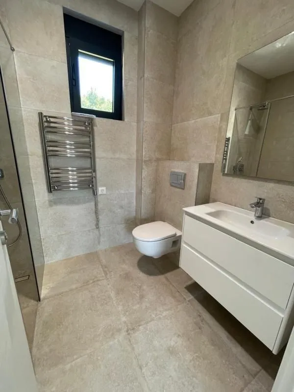 Sale, two bedroom apartment, 76m², Dobrota, Kotor