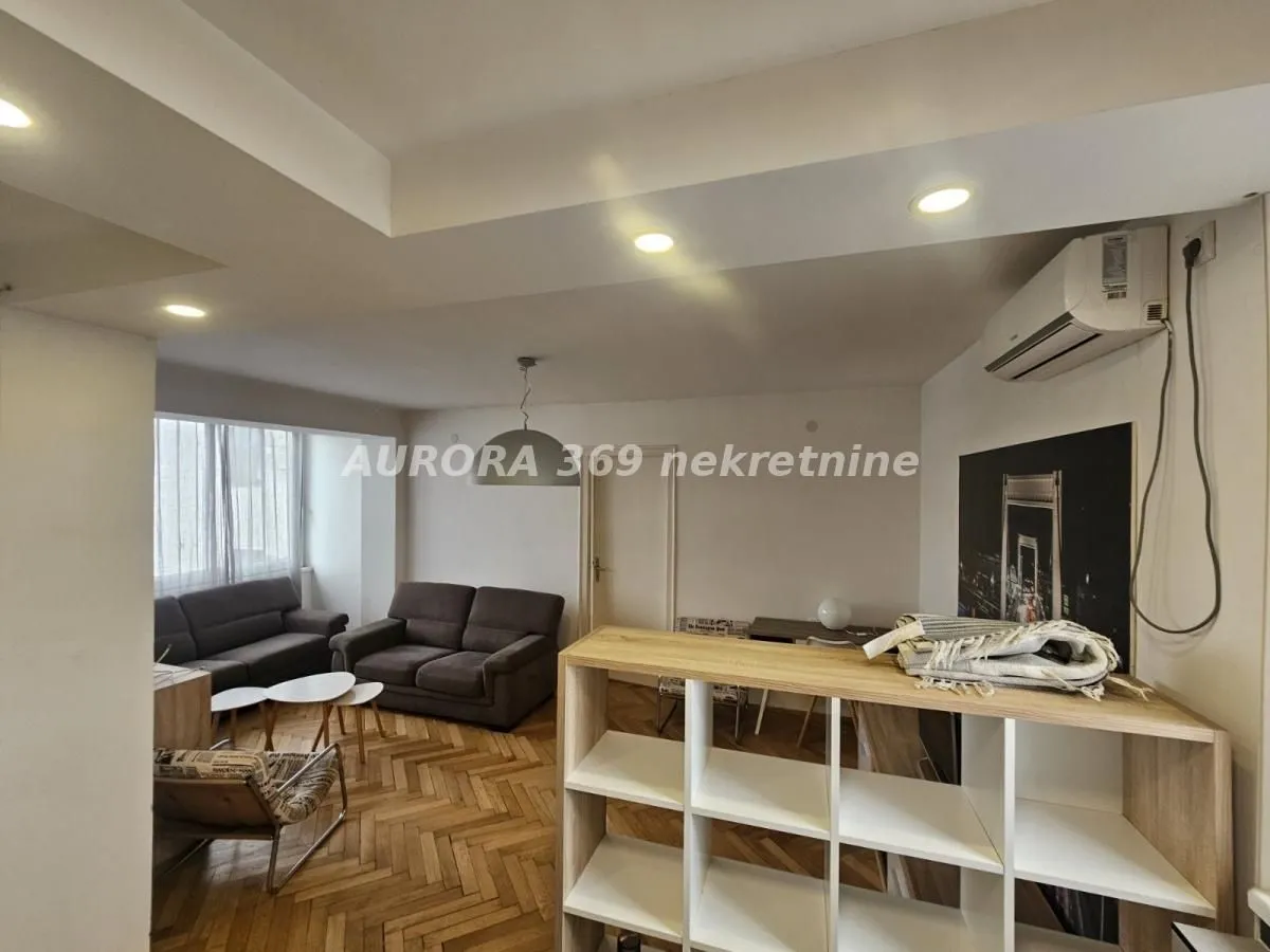 Prodaja, dvosoban stan, 48m², Stari grad, Novi Sad