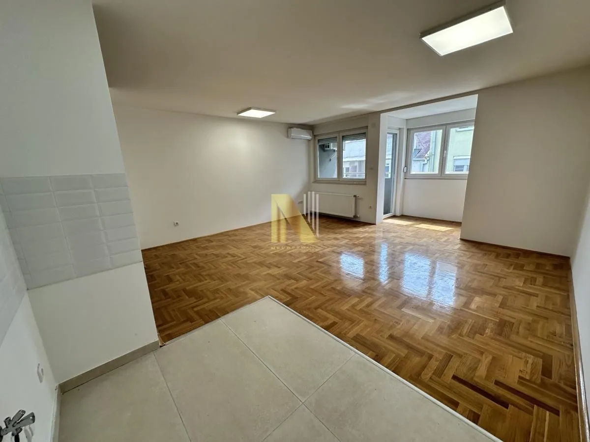 Rent, office space, 99m², Bulevar Oslobodjenja, Novi Sad Sve Podlokacije