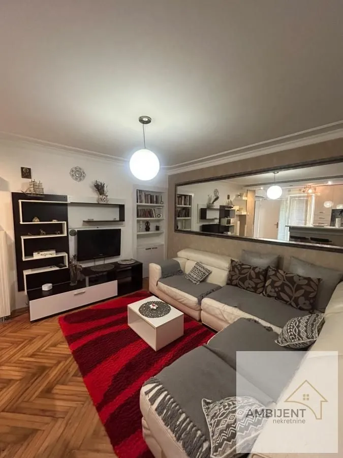 Rent, three bedroom apartment, 68m², Karaburma, Palilula Sve Podlokacije