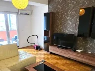 Izdavanje, jednosoban stan, 57m², City Kvart, Podgorica - image 2