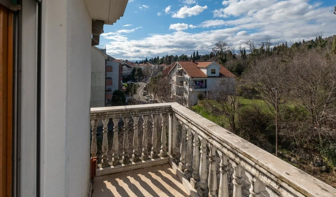 Rent, three bedroom apartment, 122m², Gorica C, Podgorica