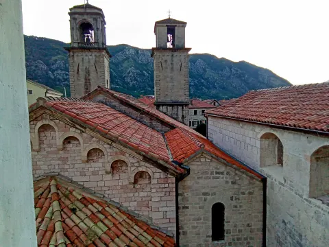 Prodaja, dvosoban stan, 75m², Stari Grad Kotor, Kotor - image 9