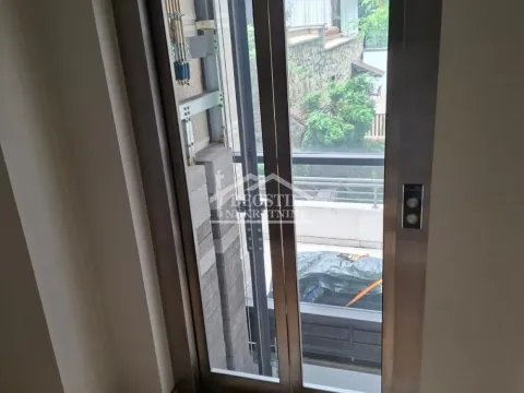 Rent, four bedroom apartment, 125m², Savski Venac, Beograd - image 17