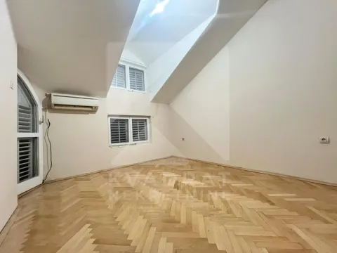 Rent, office space, 58m², Centar, Podgorica - image 4