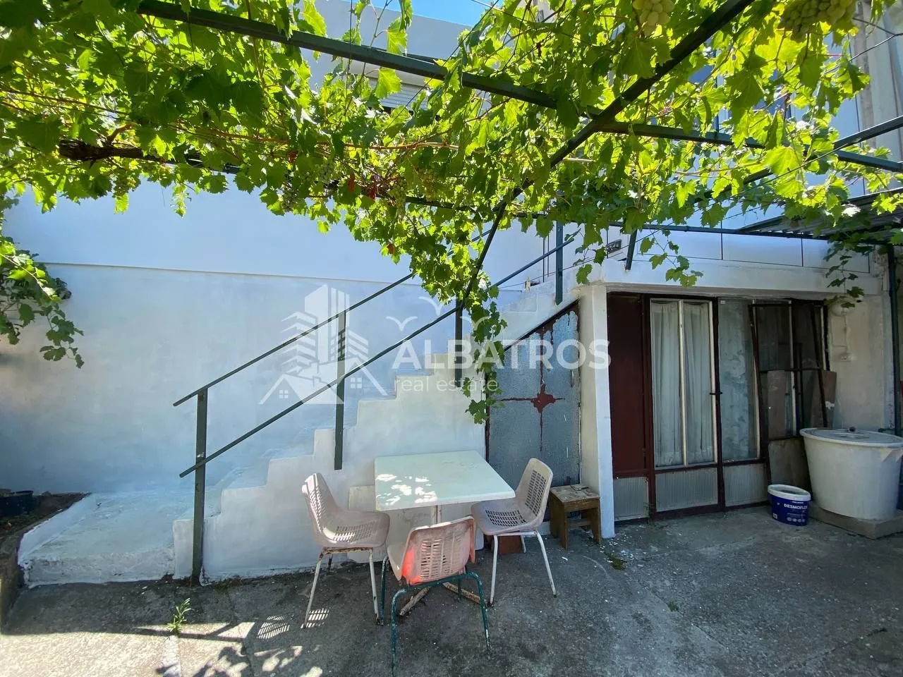 Sale, house, 55m², Sečanj, Srbija