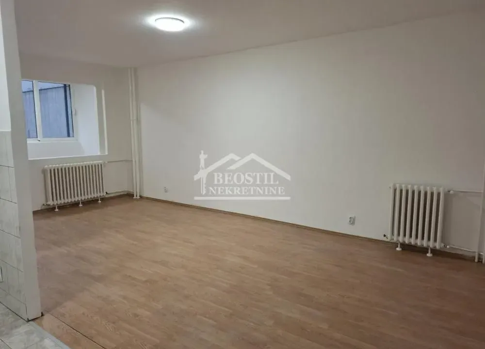 Prodaja, trosoban stan, 59m², Novi Beograd Blok 63, Novi Beograd Sve Podlokacije