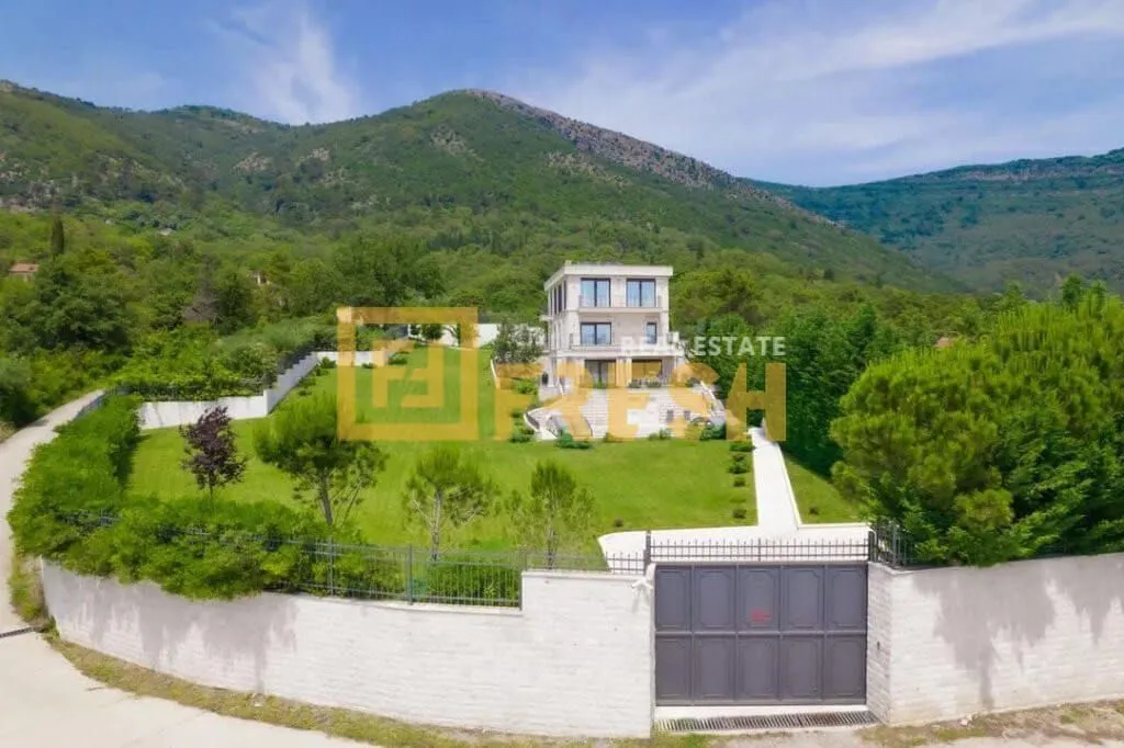 Prodaja, kuća, 750m², Tivat, Crna Gora