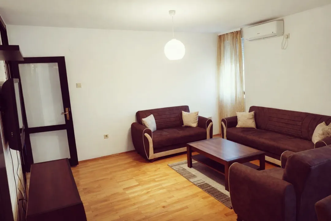 Rent, two bedroom apartment, 60m², Blok 5, Podgorica